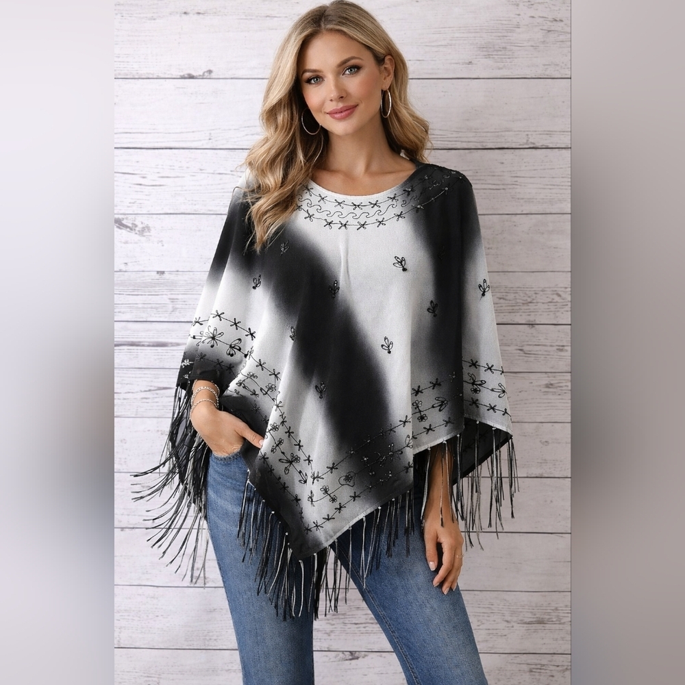Zero Zero Black & Ivory Ombre Sequin Fringe Poncho Top Sz 1X #1164